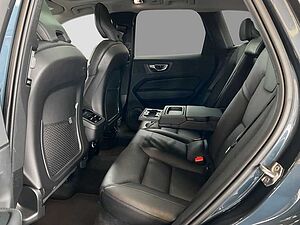 Volvo  D4 Aut Glasd Leder PilotAssist BLIS 360° AHK
