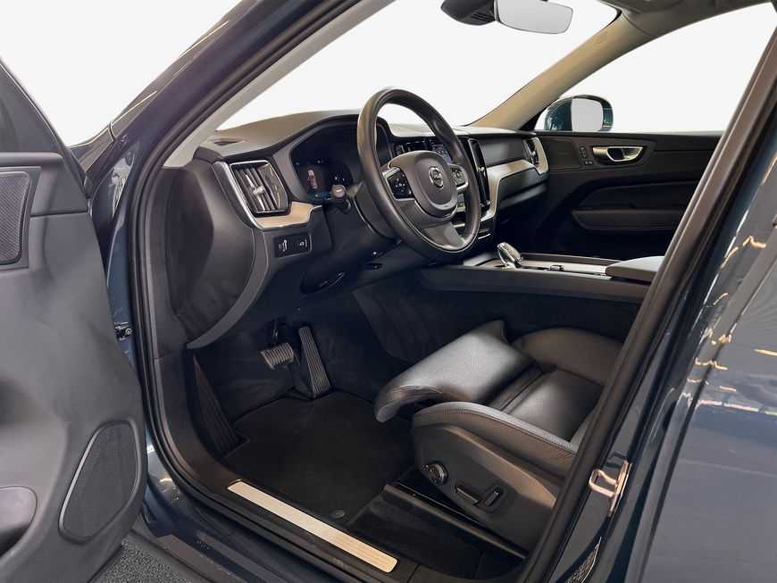 Volvo  B5 AWD  Aut PilotAssist Standheizung