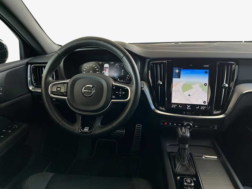 Volvo  T5  Aut BLIS Navi LED Kamera PDC v+h
