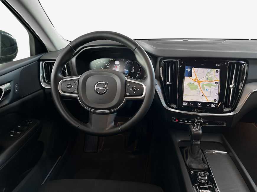Volvo  D4 AWD Momentum-Pro Aut Navi LED Kamera DAB+
