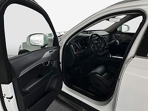 Volvo  T8 AWD 7S  Glasd Luftf 360° HeadUpDisplay