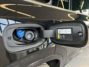 Volvo  B5 AWD Aut Glasd Standh 360° Leder Voll-LED