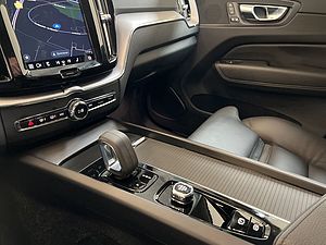 Volvo  B4 AWD Momentum-Pro Aut ACC Navi LED Leder
