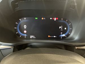 Volvo  B4 Momentum-Pro Aut Leder ACC Navi LED 19'