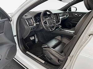 Volvo  D3  Aut Glasd 360° Head-up-Display 19'