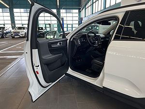 Volvo  T3 Navi LED Einparkhilfe Sensus-Connect 17'