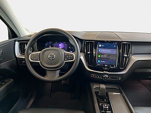 Volvo  B4 AWD Aut Facelift MY22 Leder ACC Navi LED Kamera 19'