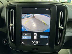 Volvo  T2 Momentum-Core Navi LED Kamera CarPlay