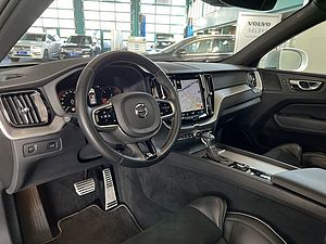 Volvo  D4 R-Design Aut Glasd 21' HeadUp PilotAssist