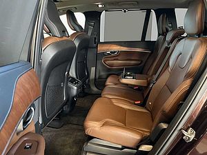 Volvo  D5 AWD  Aut Belütete-Massagesitze