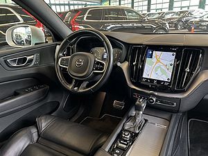 Volvo  D4 AWD R-Design Aut Glasd PilotAssist BLIS