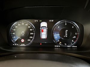 Volvo  D4 Momentum-Pro Aut Leder Navi LED CD DAB+