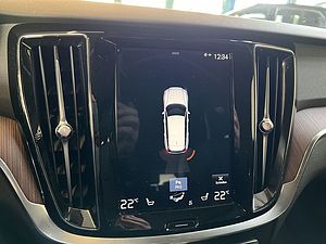 Volvo  D4 Momentum-Pro Aut Leder Navi LED CD DAB+