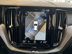 Volvo  B4 AWD R-Design Aut Glasd HeadUp BLIS 360°